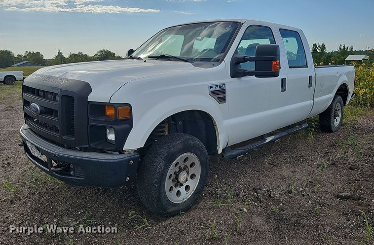 image for item DQ0262 2008 Ford F250 Super Duty  Crew Cab pickup truck