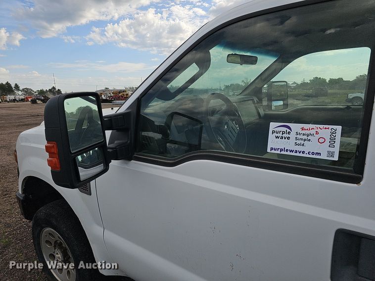 image for item DQ0262 2008 Ford F250 Super Duty  Crew Cab pickup truck