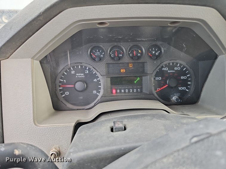 image for item DQ0262 2008 Ford F250 Super Duty  Crew Cab pickup truck