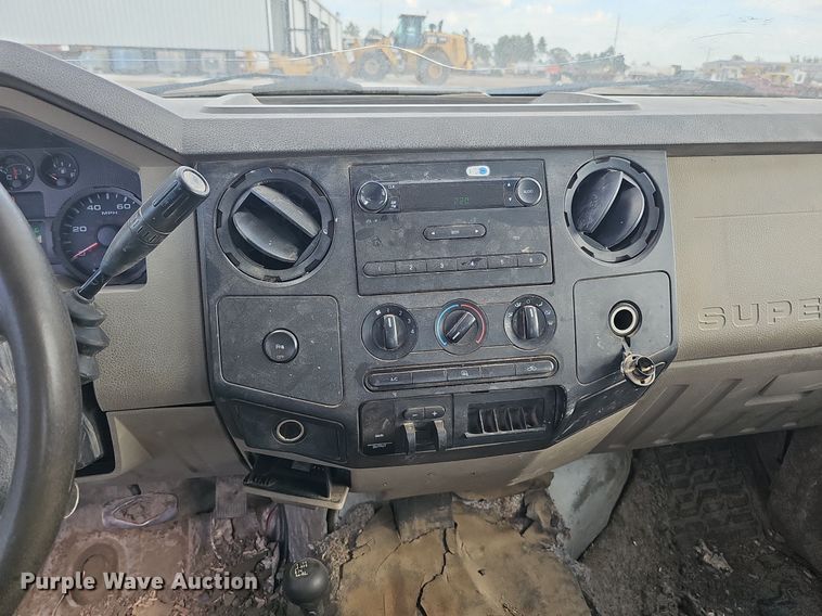 image for item DQ0262 2008 Ford F250 Super Duty  Crew Cab pickup truck