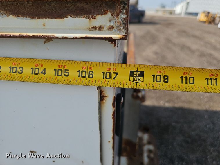 image for item DQ0263 2011 Ford  F350 Super Duty  SuperCab utility bed pickup truck