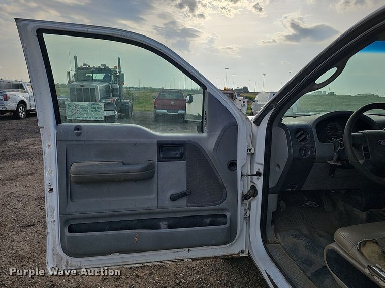 image for item DQ0265 2007 Ford F150 XL  SuperCab pickup truck