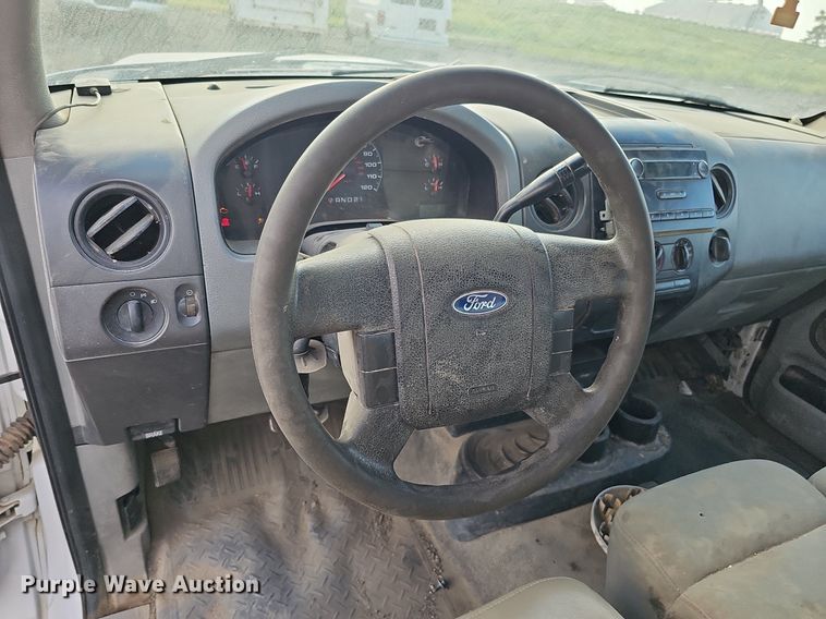 image for item DQ0265 2007 Ford F150 XL  SuperCab pickup truck