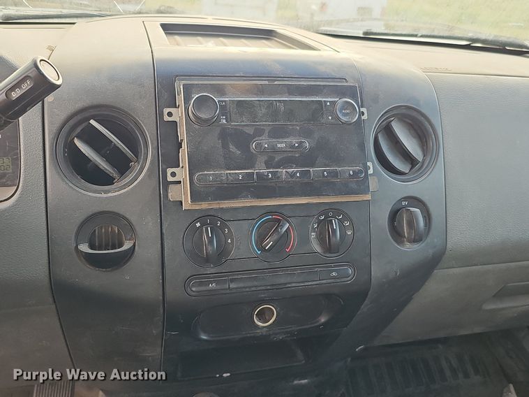 image for item DQ0265 2007 Ford F150 XL  SuperCab pickup truck