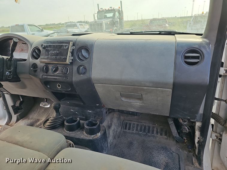 image for item DQ0265 2007 Ford F150 XL  SuperCab pickup truck