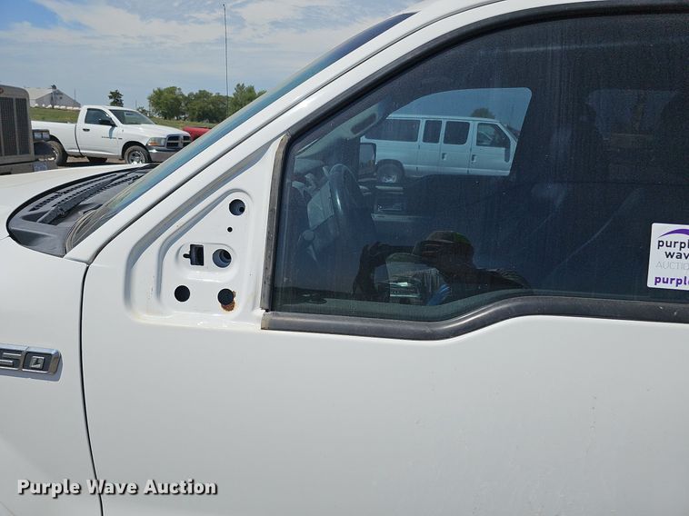 image for item DQ0266 2011 Ford F150  SuperCab pickup truck