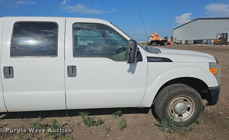 image for item DQ0271 2011 Ford F250 Super Duty  Crew Cab pickup truck