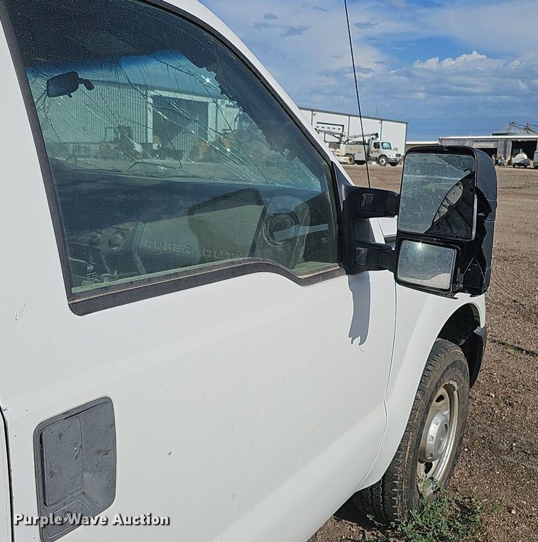 image for item DQ0271 2011 Ford F250 Super Duty  Crew Cab pickup truck