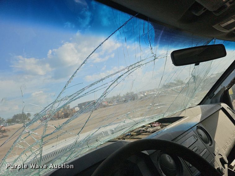 image for item DQ0271 2011 Ford F250 Super Duty  Crew Cab pickup truck