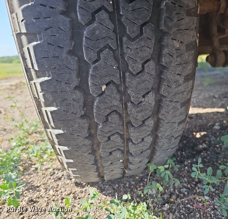 image for item DQ0271 2011 Ford F250 Super Duty  Crew Cab pickup truck