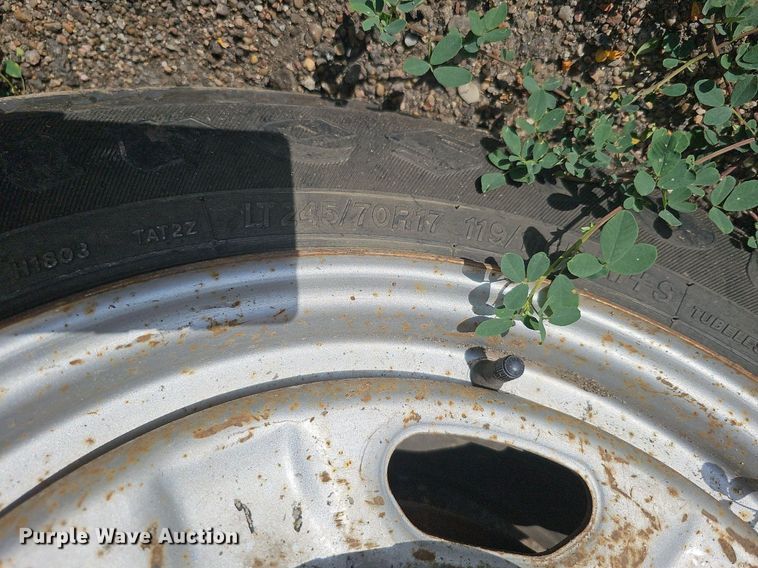 image for item DQ0271 2011 Ford F250 Super Duty  Crew Cab pickup truck