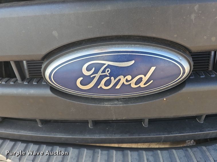 image for item DQ0271 2011 Ford F250 Super Duty  Crew Cab pickup truck