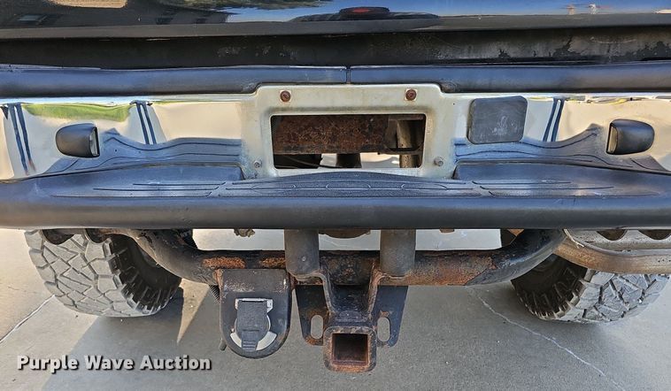 image for item DQ0292 2004 Chevrolet Silverado 1500  Crew Cab pickup truck