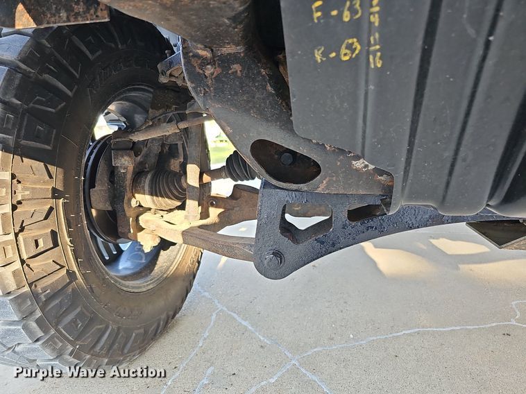 image for item DQ0292 2004 Chevrolet Silverado 1500  Crew Cab pickup truck