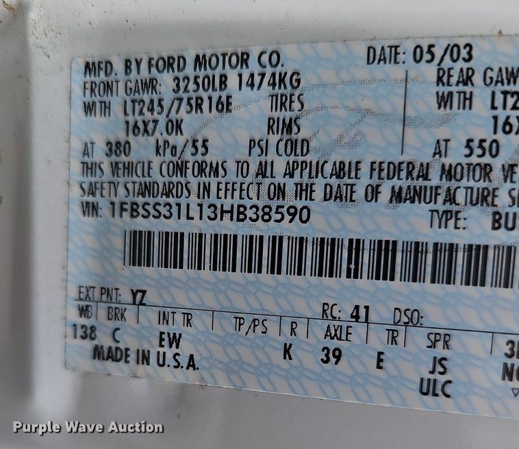 image for item DQ0307 2003 Ford E350 XLT Super Duty  van