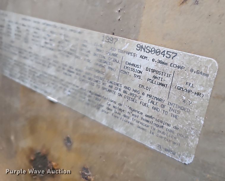 image for item DQ0310 1997 International T2000  semi truck