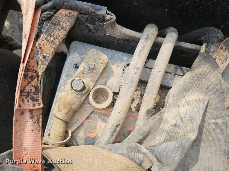 image for item DQ0311 2001 Sterling AT9500  semi truck