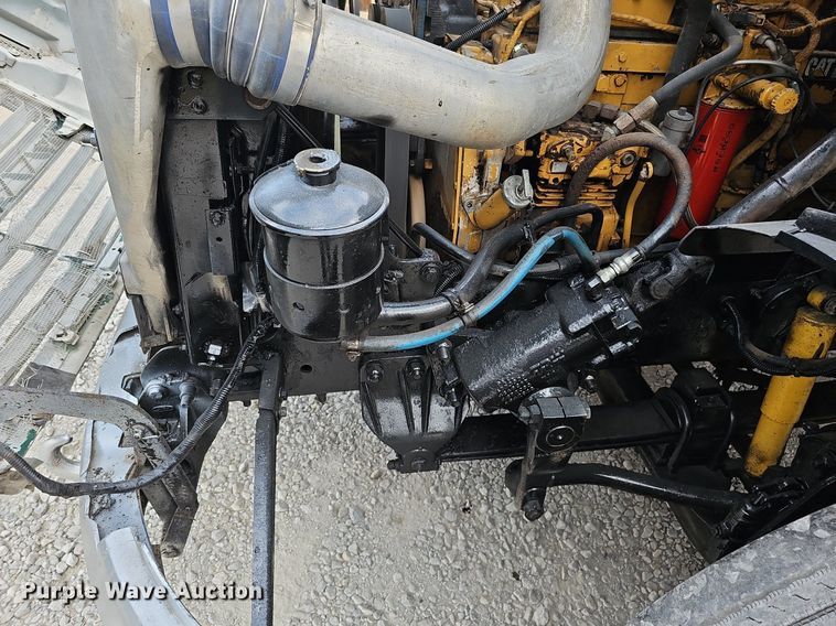 image for item DQ0311 2001 Sterling AT9500  semi truck