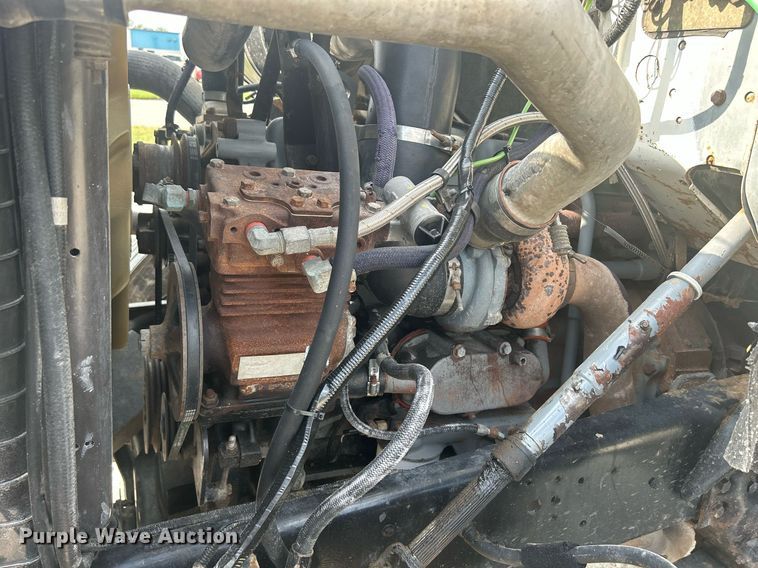 image for item DQ0910 1993 Ford L7000  refuse truck