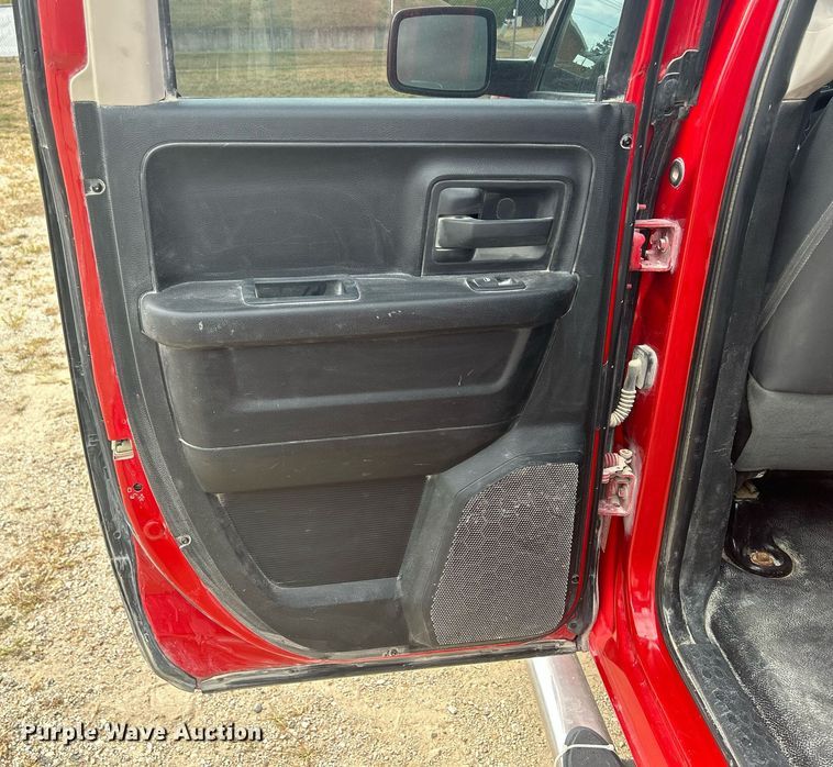 image for item DQ0918 2017 Dodge Ram 1500  Quad Cab pickup truck