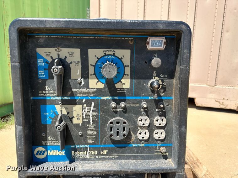 image for item DQ1390 Miller Bobcat 250NT welder/generator