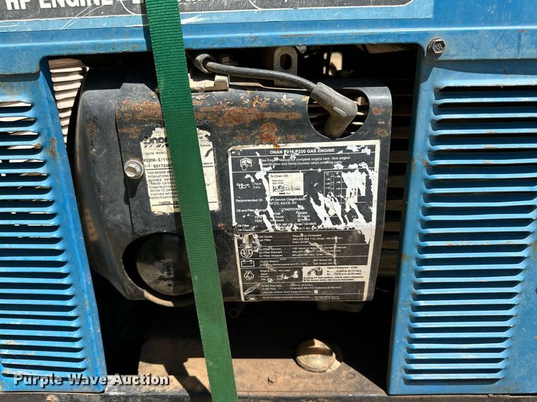 image for item DQ1390 Miller Bobcat 250NT welder/generator