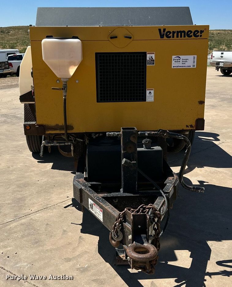 image for item DQ1392 2015 Mclaughlin VX30-500 vacuum excavator