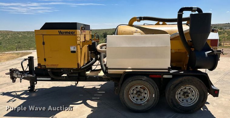 image for item DQ1392 2015 Mclaughlin VX30-500 vacuum excavator