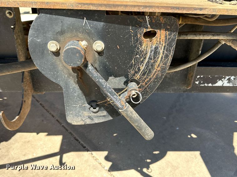 image for item DQ1392 2015 Mclaughlin VX30-500 vacuum excavator