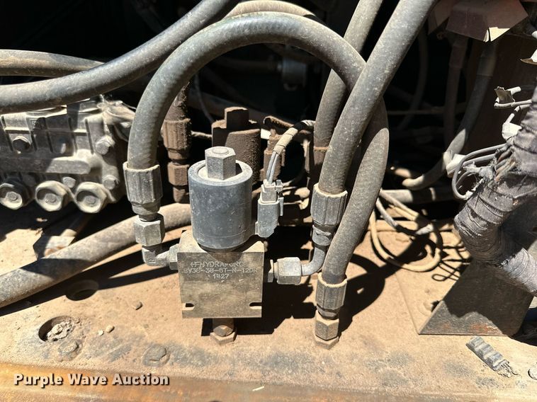 image for item DQ1392 2015 Mclaughlin VX30-500 vacuum excavator