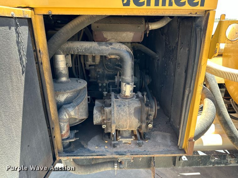 image for item DQ1392 2015 Mclaughlin VX30-500 vacuum excavator