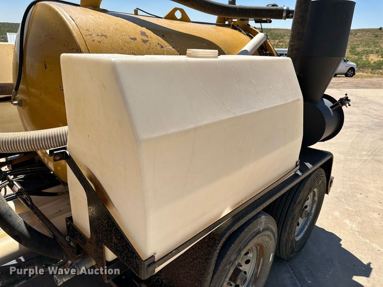 image for item DQ1392 2015 Mclaughlin VX30-500 vacuum excavator