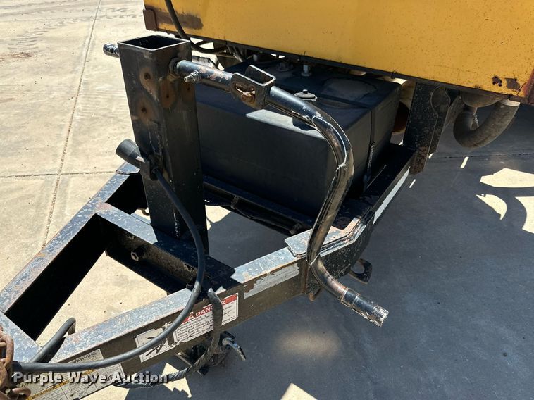 image for item DQ1392 2015 Mclaughlin VX30-500 vacuum excavator