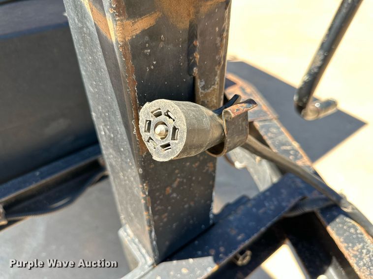 image for item DQ1392 2015 Mclaughlin VX30-500 vacuum excavator