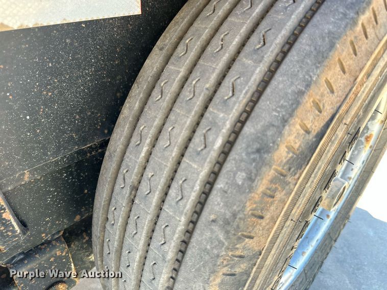 image for item DQ1392 2015 Mclaughlin VX30-500 vacuum excavator