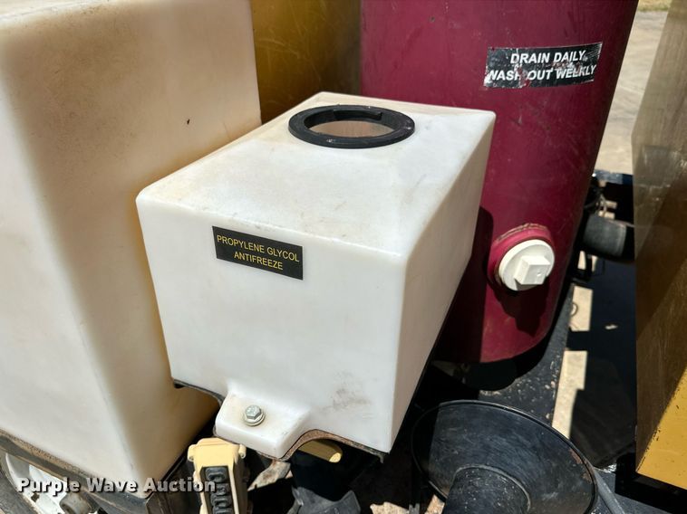 image for item DQ1393 2010 Vac-Tron LP 555DT vacuum excavator