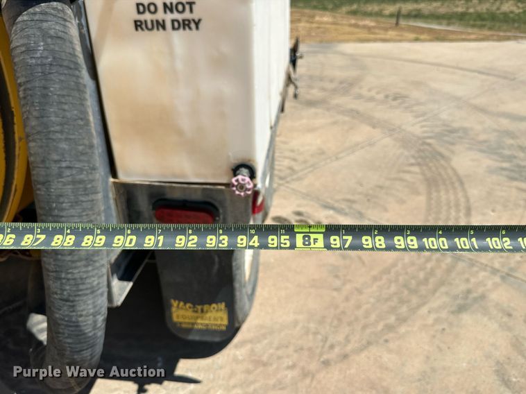 image for item DQ1393 2010 Vac-Tron LP 555DT vacuum excavator