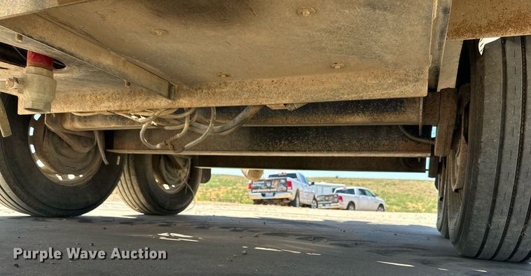 image for item DQ1393 2010 Vac-Tron LP 555DT vacuum excavator