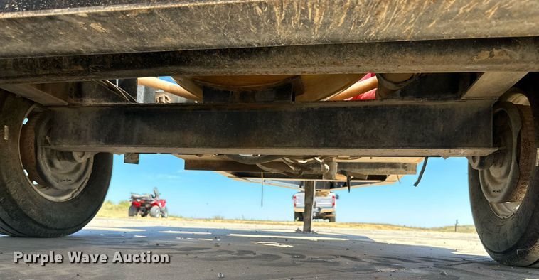 image for item DQ1393 2010 Vac-Tron LP 555DT vacuum excavator