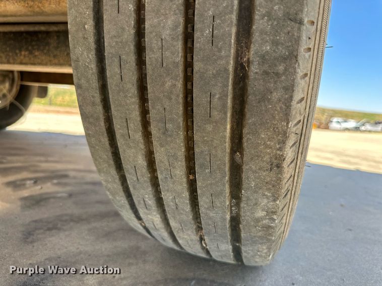 image for item DQ1393 2010 Vac-Tron LP 555DT vacuum excavator