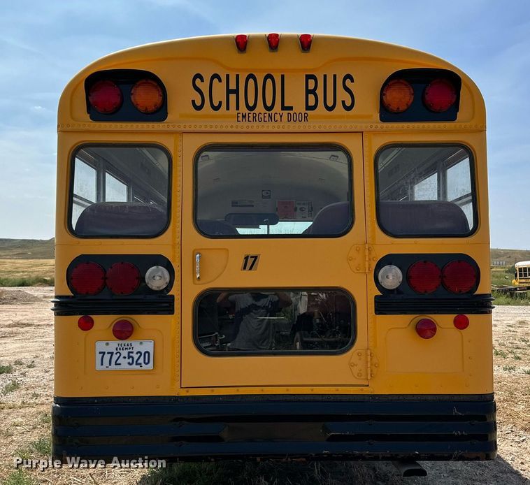 image for item DQ1398 1999 International 3800  school bus