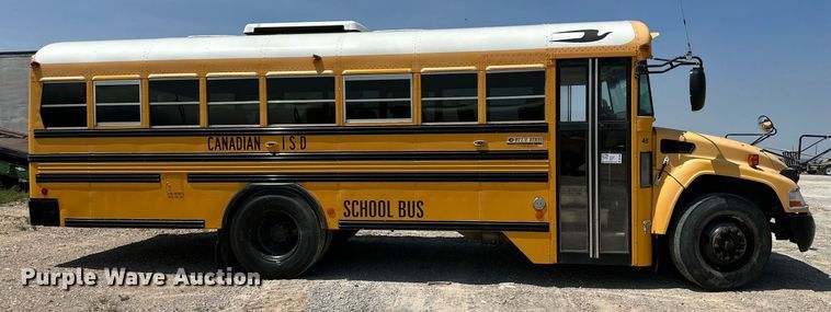 image for item DQ1400 2008 Blue Bird  school bus