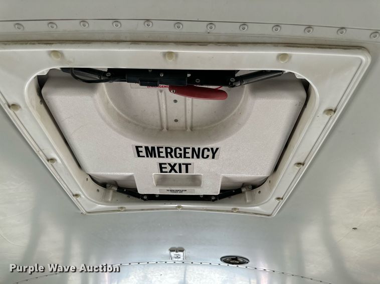 image for item DQ1400 2008 Blue Bird  school bus