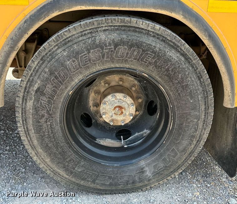 image for item DQ1400 2008 Blue Bird  school bus