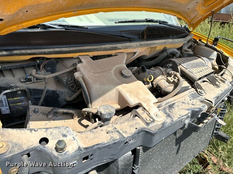 image for item DQ1401 2007 Chevrolet Express 3500  school bus