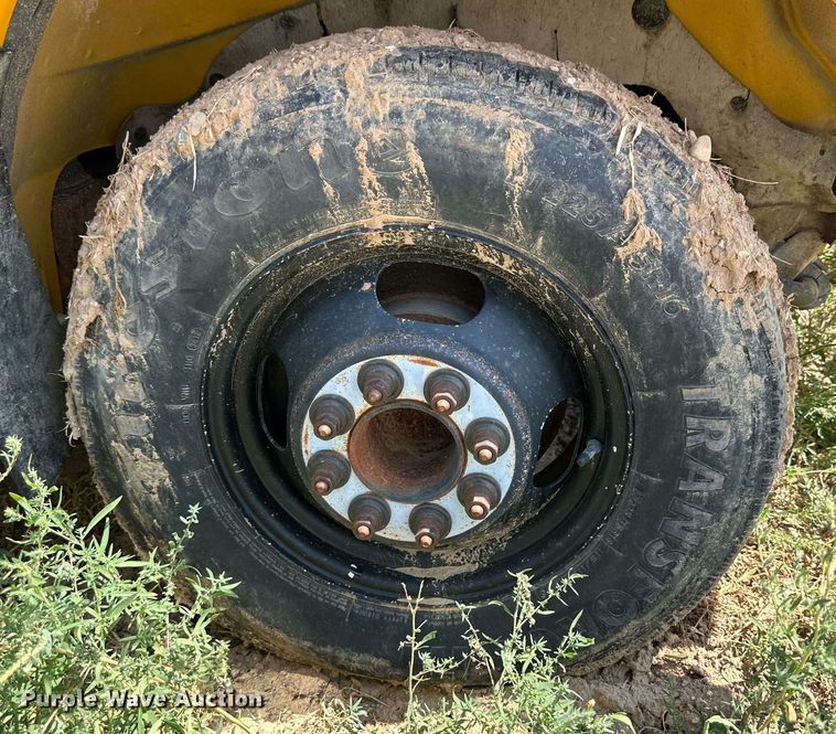 image for item DQ1401 2007 Chevrolet Express 3500  school bus