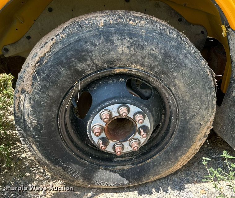 image for item DQ1401 2007 Chevrolet Express 3500  school bus