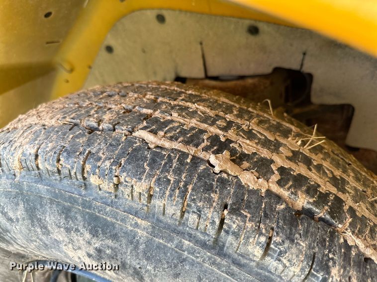 image for item DQ1401 2007 Chevrolet Express 3500  school bus