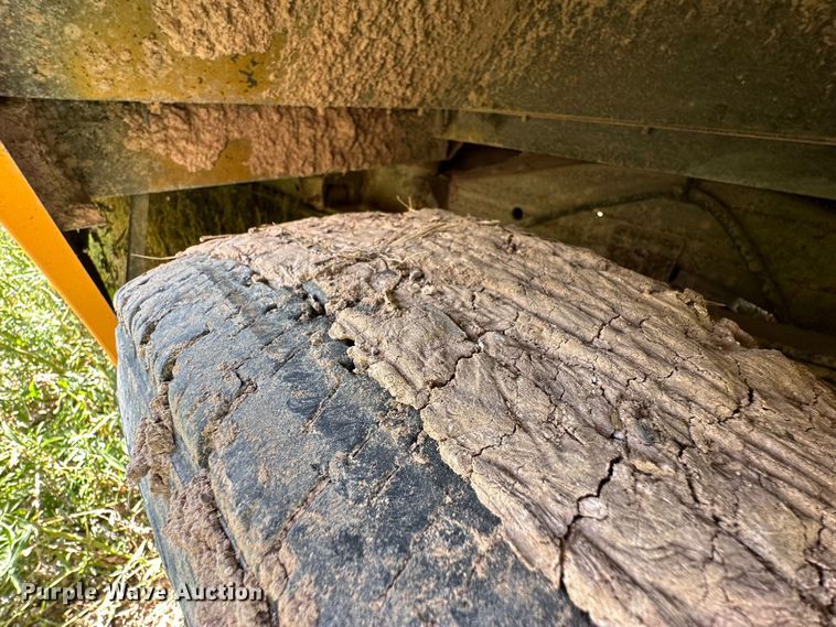 image for item DQ1401 2007 Chevrolet Express 3500  school bus