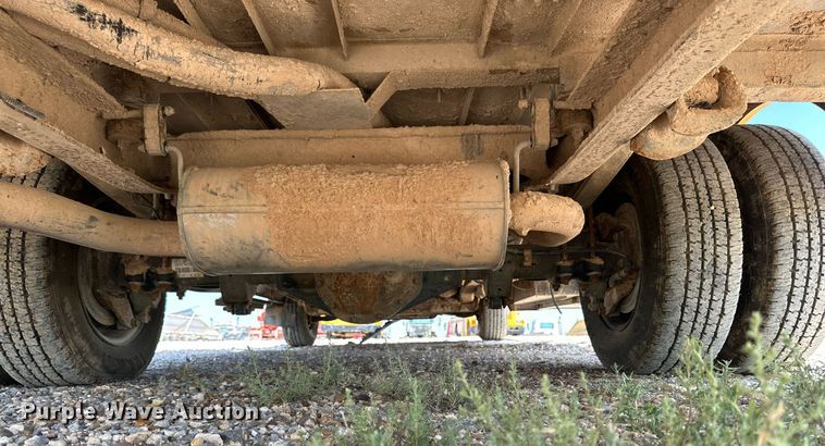 image for item DQ1402 2004 Chevrolet Express G3500  school bus